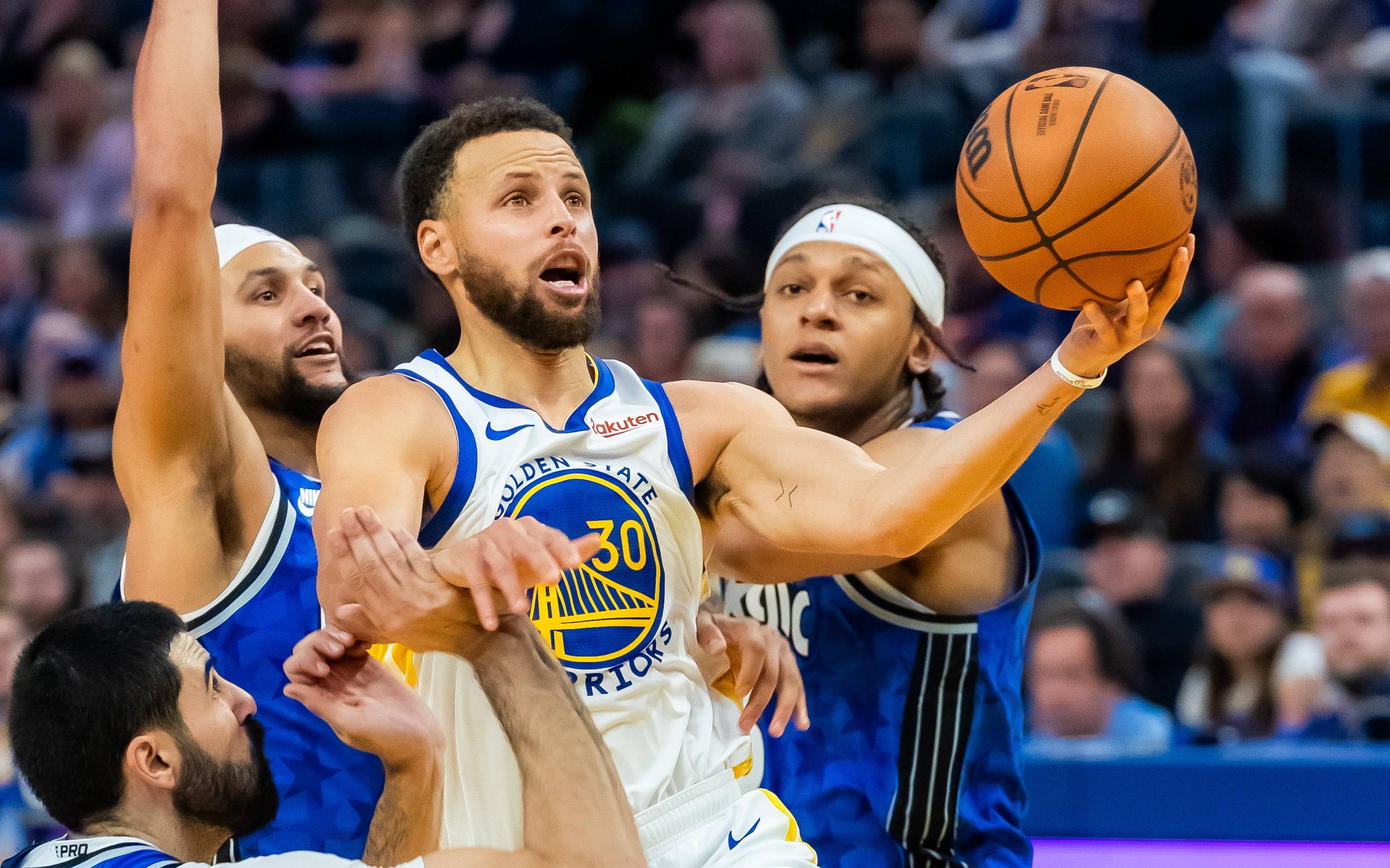 周边销售及 周边销售及