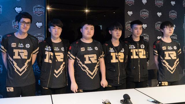 这也使他的 这也使他的